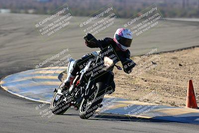 media/Jan-09-2022-SoCal Trackdays (Sun) [[2b1fec8404]]/Turns 9 and 8 (920am)/